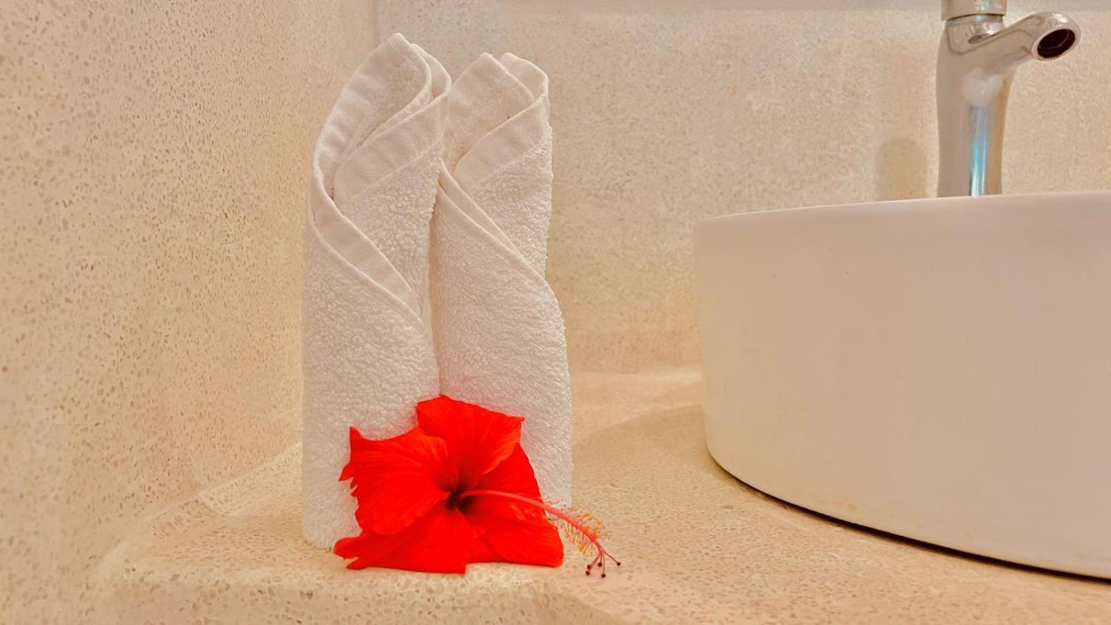 Terrazza Mawe Zuri Resort Watamu Kültér fotó